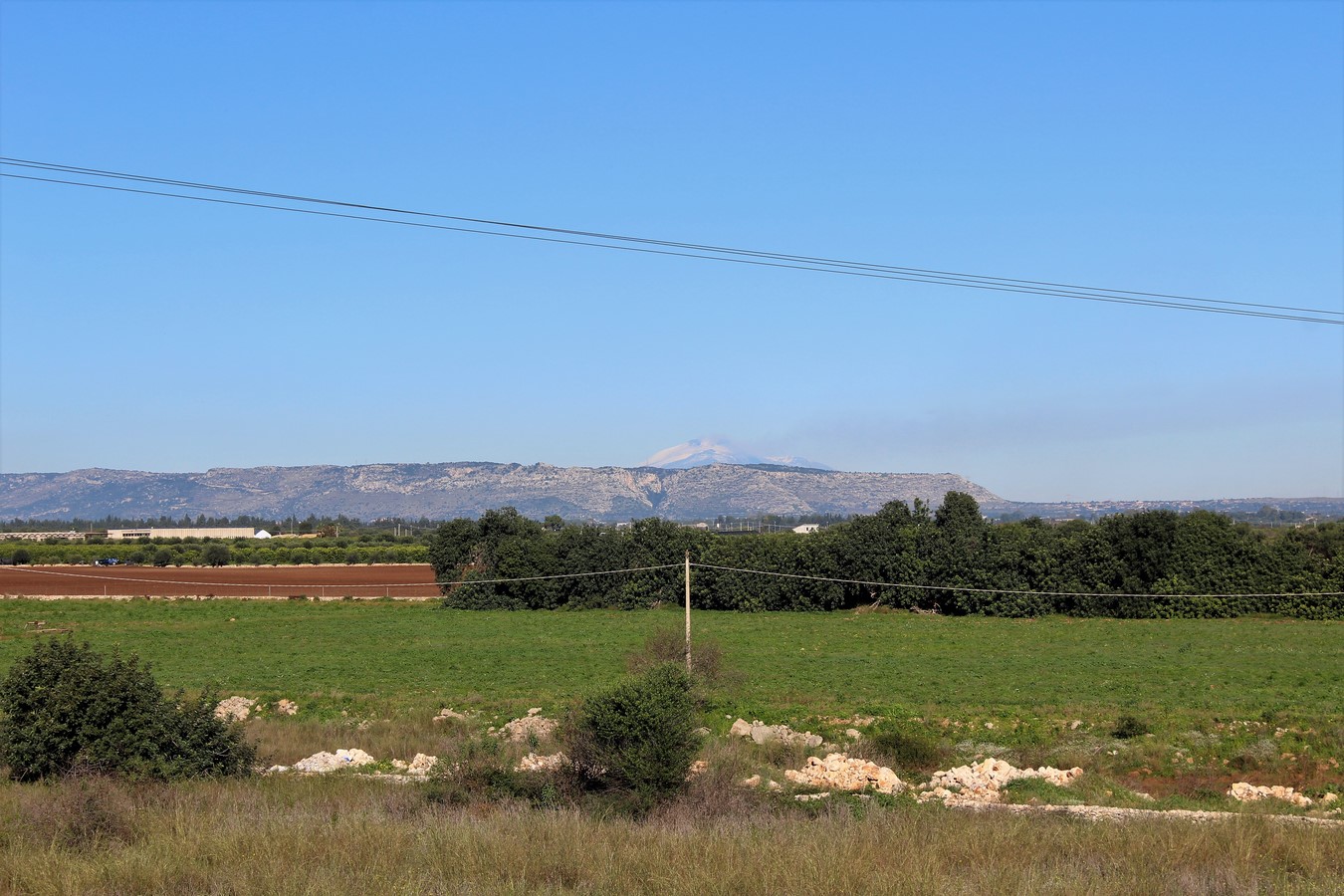 Masseria da ristrutturare con terreno in vendita a Siracusa Sicilia