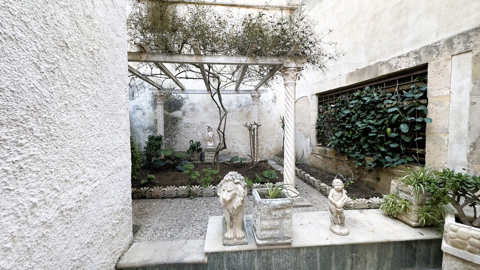 indipendente con giardino terrazzo vendita ortigia siracusa