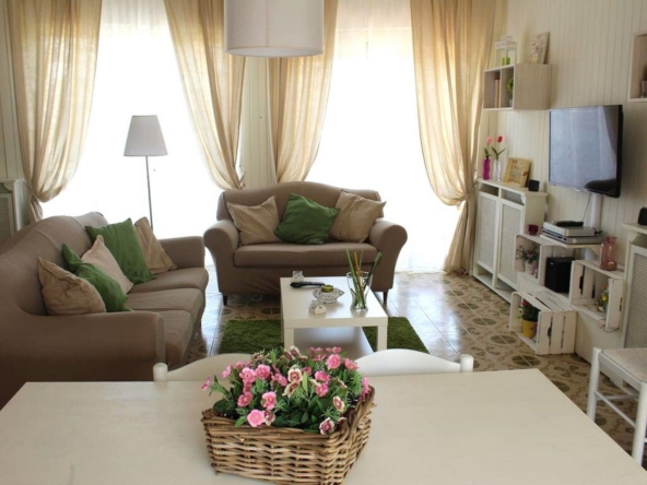 villa con piscina in vendita a siracusa