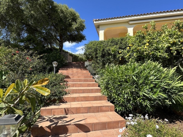 proprietà vista mare con giardino in vendita al plemmirio siracusa sicilia